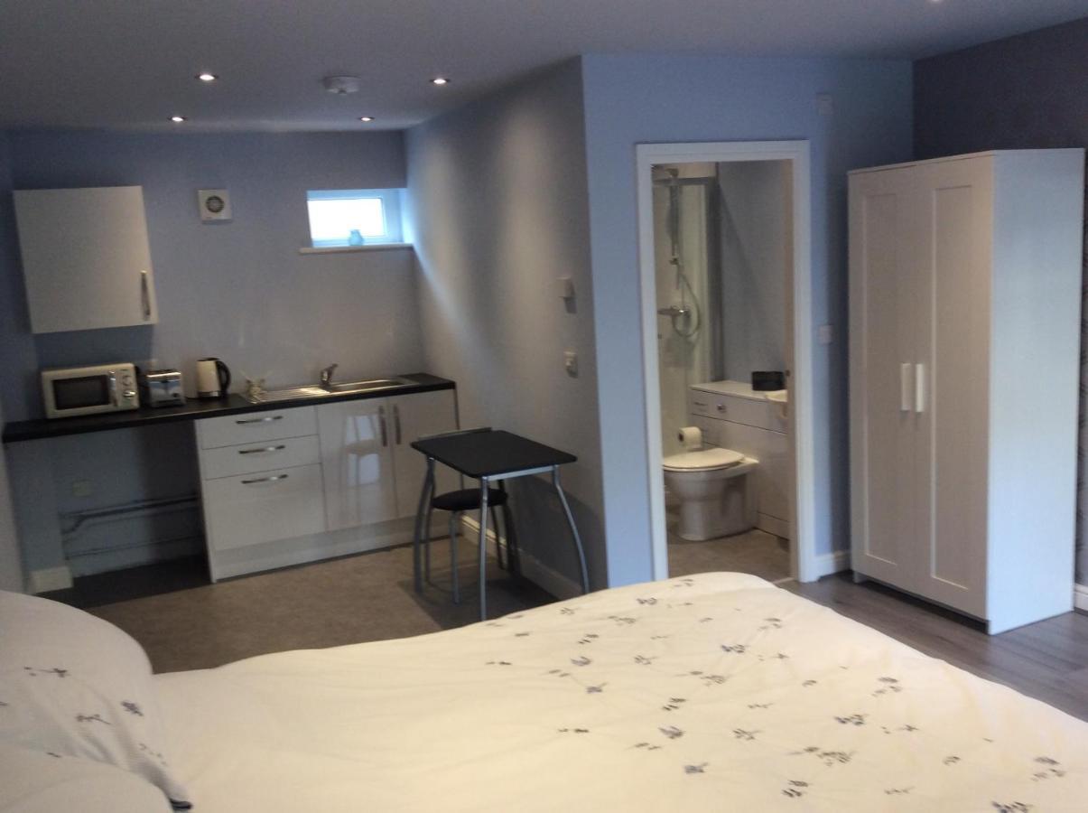 Swans Nest Aparthotel Holmfirth Exterior photo